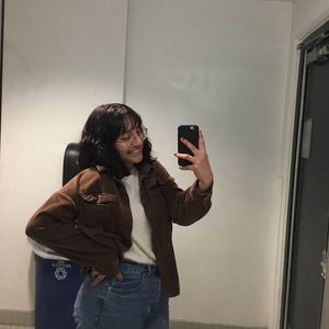 Meet your Posher, Julissa